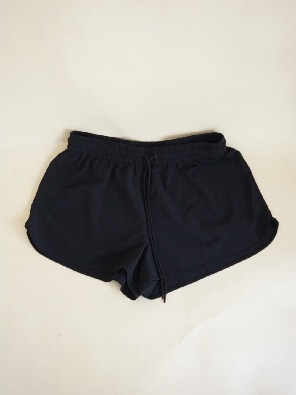 TNA Aritzia Black Drawstring Shorts - Size Medium